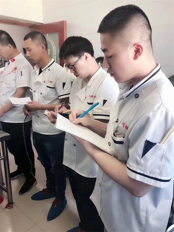 &#21315;&#20159;&#23448;&#32593;&#45;&#21315;&#20159;&#65288;&#20013;&#22269;&#65289;&#19968;&#31449;&#24335;&#26381;&#21153;&#23448;&#32593;